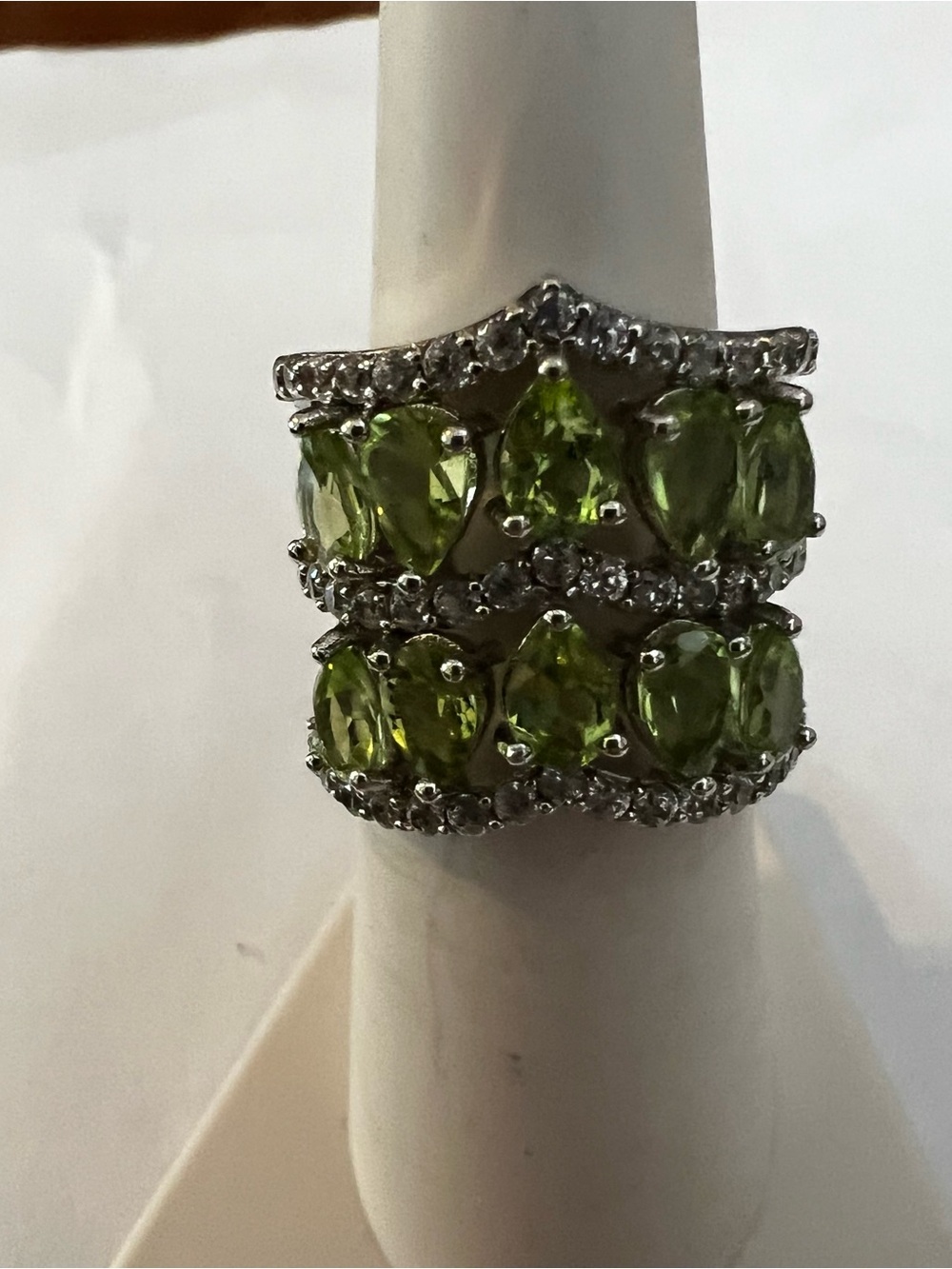 Elegant Created peridot Gemstone Cluster Ring - Women Jewelry Sterling 925 - Picture 7 of 11